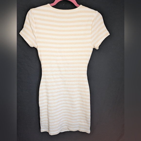 Jordan Mini Dress in Cream Lovers and Friends - Picture 3 of 5